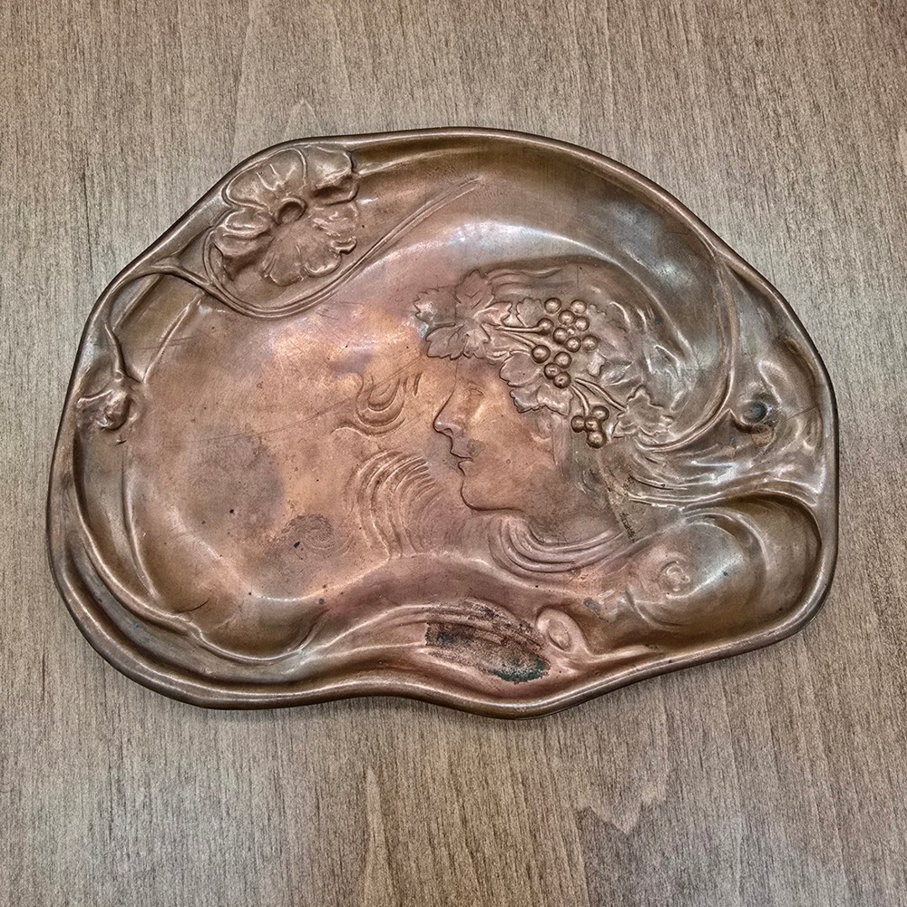 Antique Art Nouveau Copper‎ Repousse Card Tray Woman Grapevine Pin Dish 6.5in